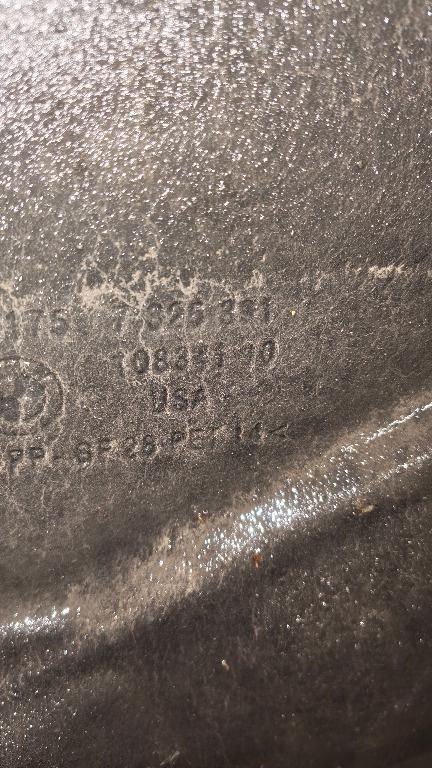 Scut bmw f15 f16 x5 x6 f85 f86 51757325391 7325391