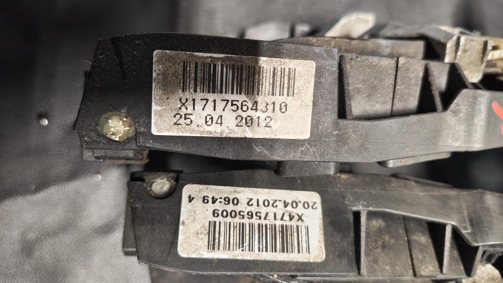 Suport maner bmw f10 f11 f 18 f06 f12 f13 51217175650 51217265083 51217175649 51217175650 7175650 7265083 7175