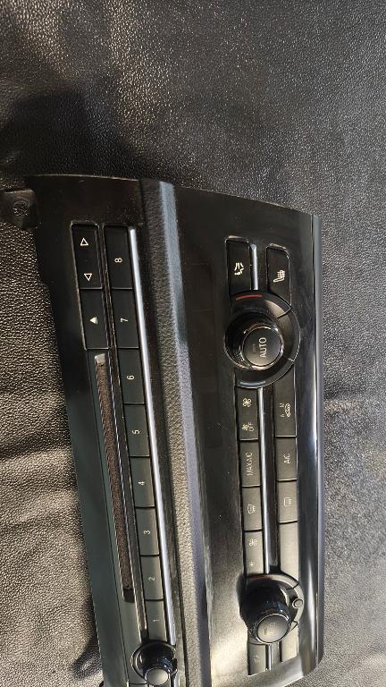 PANOU CLIMA/RADIO BMW F10 F11 Seria 5 CU INCALZIRE SCAUNE/AC 9306159 90025-640/007 0001294487 06112012
