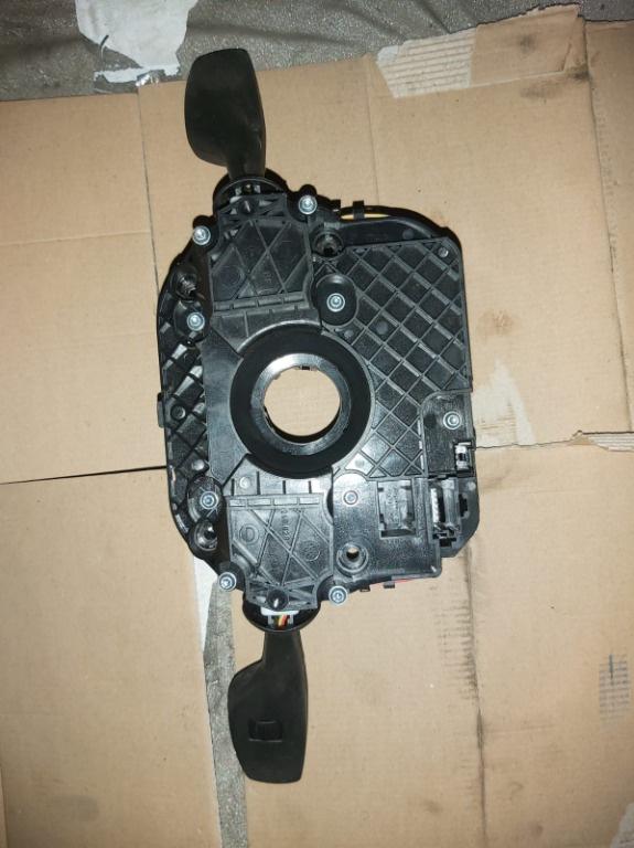 Maneta semnalizare/stergator/tempomat bmw e90/91 e60/61 f10 E88 E82
