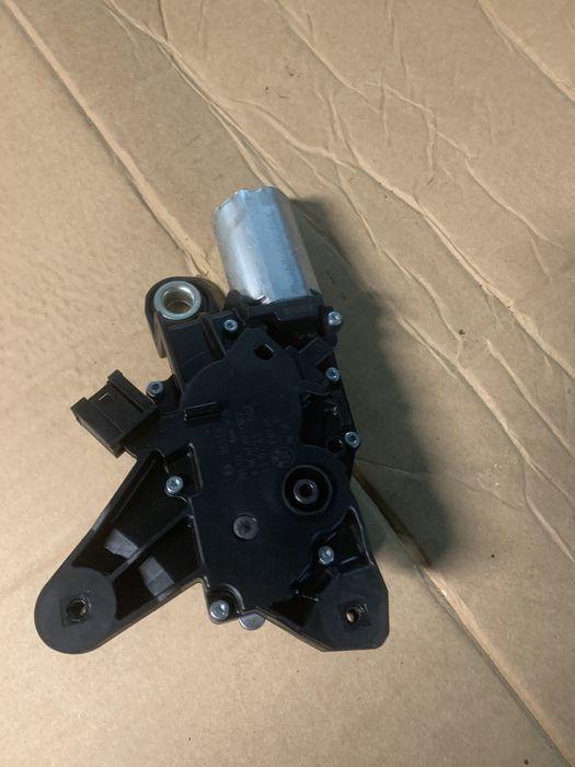 Motoras stergator haion bmw F11 F31 seria 3 seria 5, 7311415 0390201231