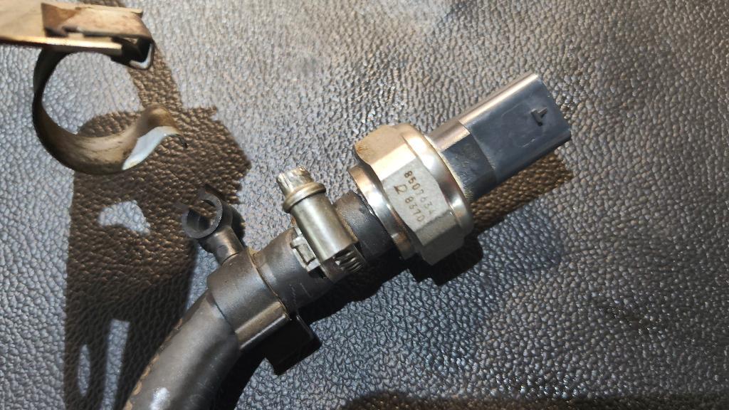SENZOR PRESIUNE GAZE EVACUARE BMW 13628507634 8507634 N47 N57 2.0 d 3.0 d 4.0D 7810181