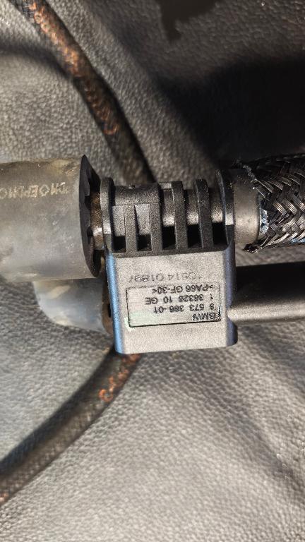 Senzor presiune combustibil bmw F20 F21 F22 F30 F31 F34 F32 F33 F36 8514518 8573386 8507680 850767903 7810786