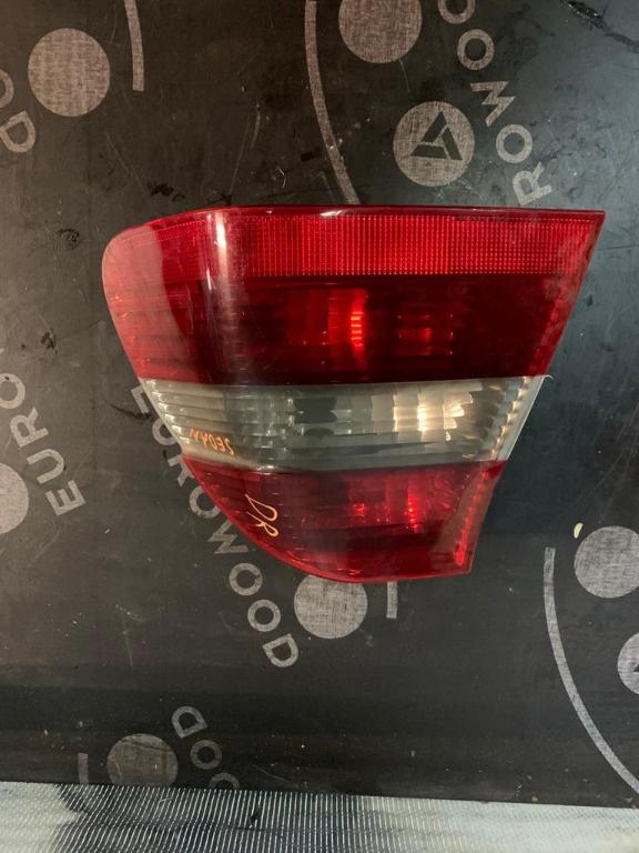 Lampa tripla spate seria 3 e46 dreapta sedan 6910532 388014