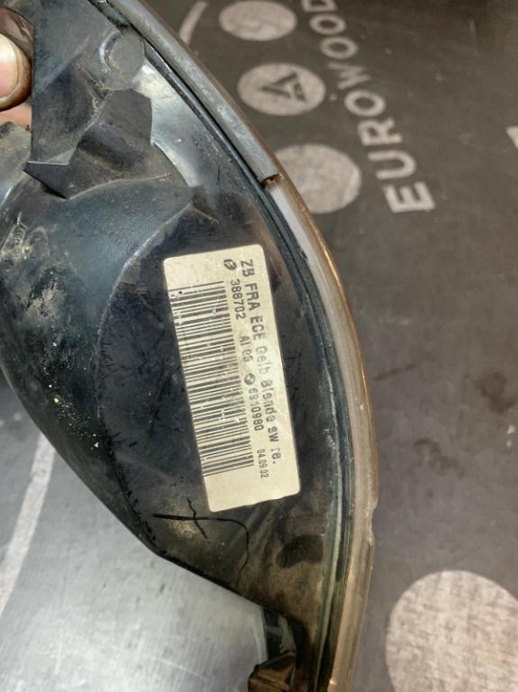 Semnalizare bmw seria 3 e46 dreapta fata