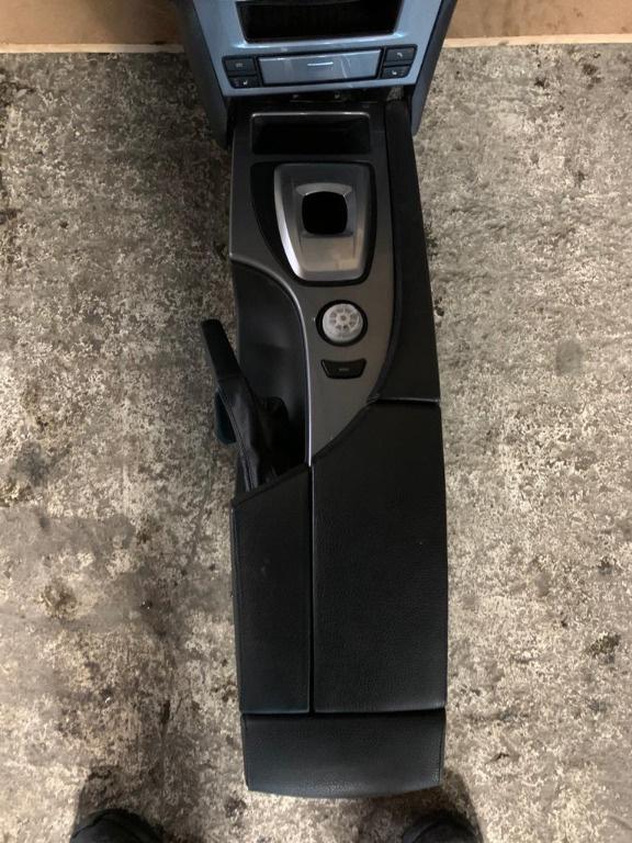 Plansa bord bmw 5 e60 e61 LCI 2007-2010