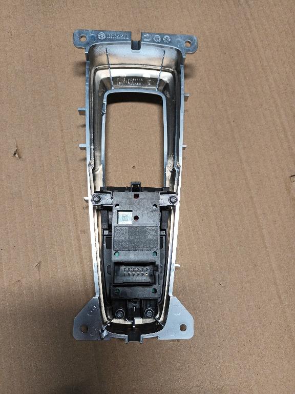Buton frana de mana bmw f07 f01 f02 f03 f04 f16 f15 f85 f86 9355232 6131935523 9252113 51169252113
