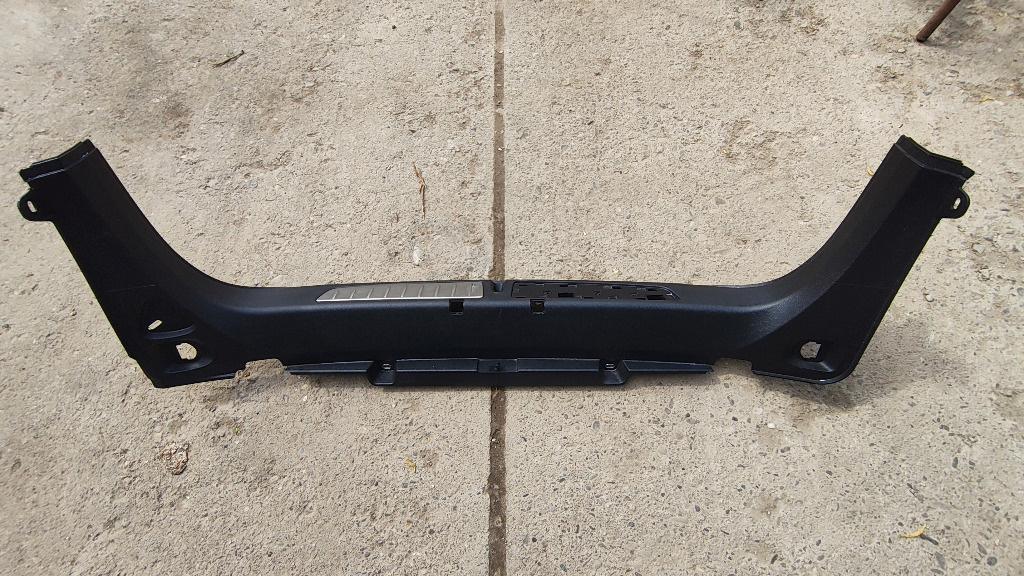 Ornament portbagaj bmw f34 seria 3 51477295576 7295576 51477325793 7325793 51477325792 7325792 51477325791