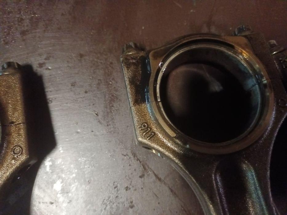Piston/biela bmw f10 f30 f06 f07 f12 f13 f25 f15 f16, n57, 3.0 d