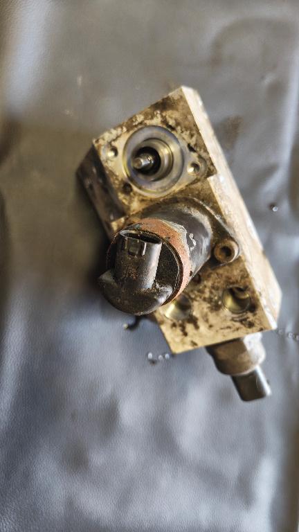 Bloc Valve Dinamic Drive Bmw Seria 7 E65 e66 3 0 D 6758704 Vb675870402 582 7415581 37206758704