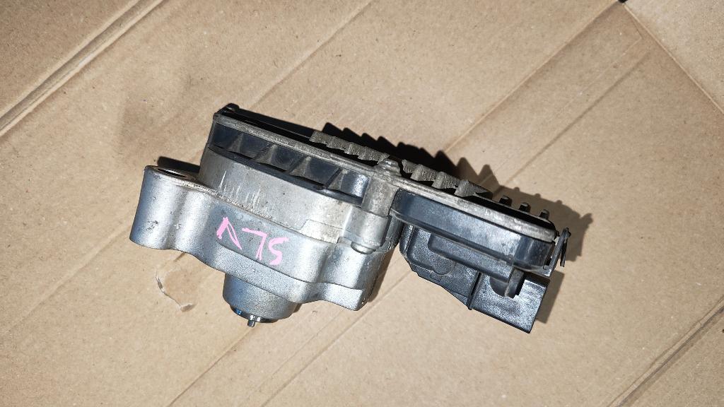 MOTORAS CUTIE TRANSFER BMW 27608643153 8643153 15054F1652 A2C73522106 7649785 27607649785