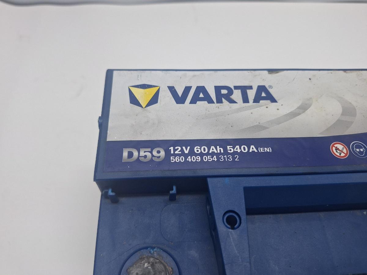 Baterie 60 Ah SKODA ROOMSTER 5J 2006 - 2015 1.6 TDI CAYC Varta 12V 60 AH 540A