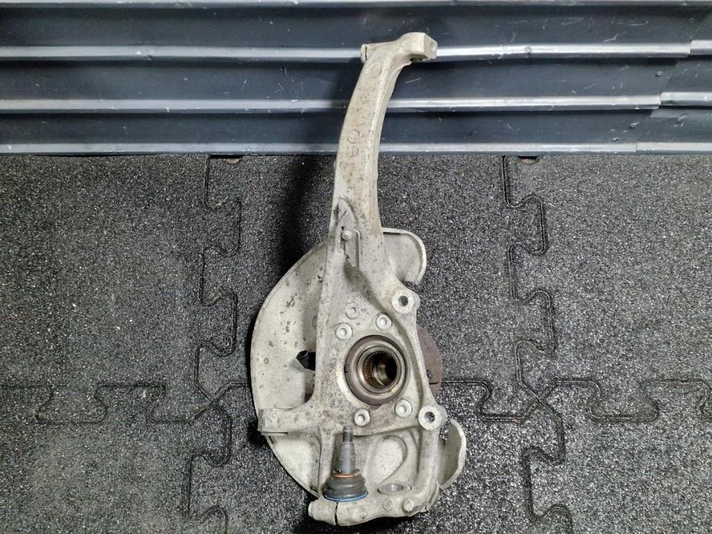 Fuzeta dreapta fata AUDI A6/S6 IV Saloon 4G2, C7, 4GC 2010 - 2018, AUDI A6 IV Avant 4G5, C7, 4GD 2011 - 2018 2.0 TDI CSUD, DDCB 4G0407242D