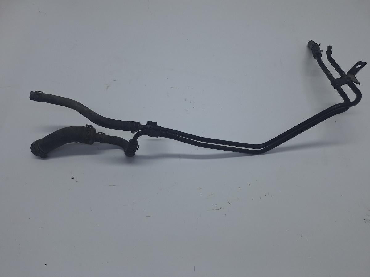 Furtun alimentare combustibil VOLKSWAGEN PASSAT Variant 3B6 2000 - 2005 1.9 TDI AVF, AWX 8D0203523C