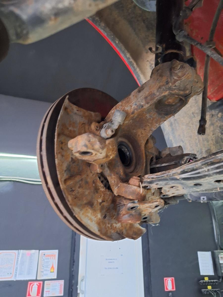 Fuzeta stanga fata AUDI A3 8L1 1996 - 2006 1.9 TDI ASZ 1J0407255AH