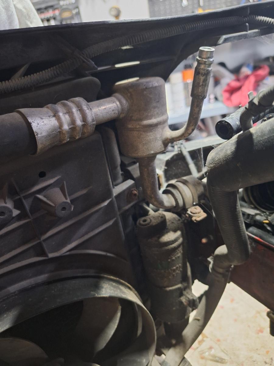 Conducta AC AUDI A3 8L1 1996 - 2006 1.9 TDI ASZ 1J1820743AQ