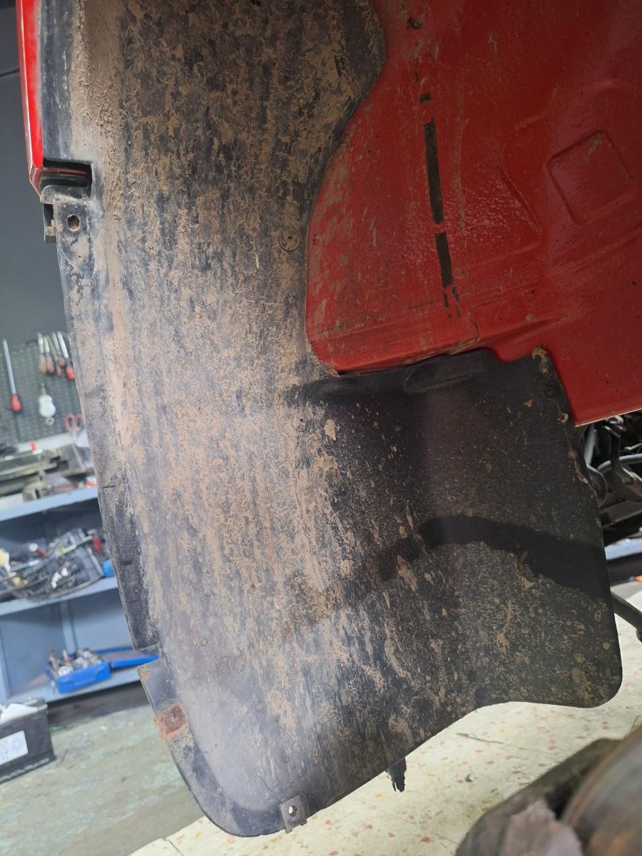 Carenaj roata fata stanga AUDI A3 8L1 1996 - 2006 1.9 TDI ASZ 8L0821171C