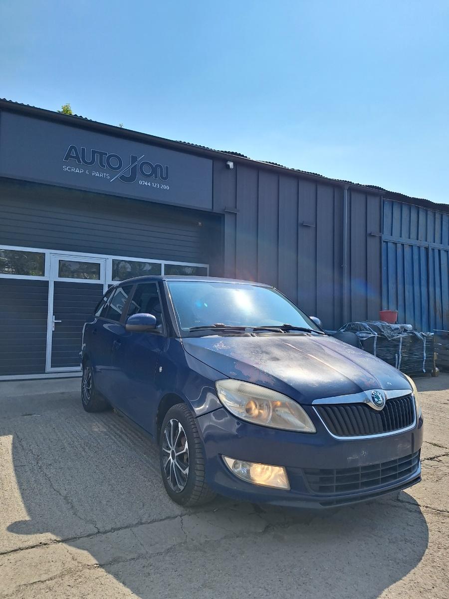 Dezmembrez SKODA FABIA Combi 545 2010 1.6 TDI CAYB 66KW|90HP