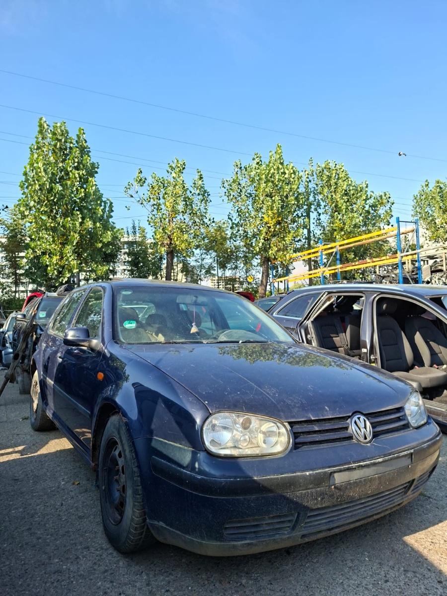 Dezmembrez VOLKSWAGEN GOLF IV 1J1 1998 1.4 16V AKQ 55KW|75HP