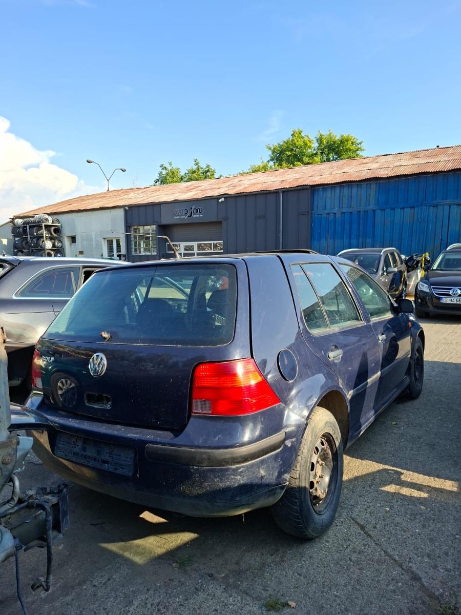 Dezmembrez VOLKSWAGEN GOLF IV 1J1 1998 1.4 16V AKQ 55KW|75HP