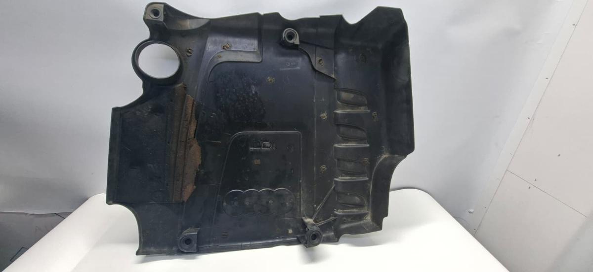 Capac motor (ornament) AUDI A4 IV Avant 8K5, B8 2007 - 2015 2.0 TDI CAGA, CJCA, CMEA, CMFA 03L103925L