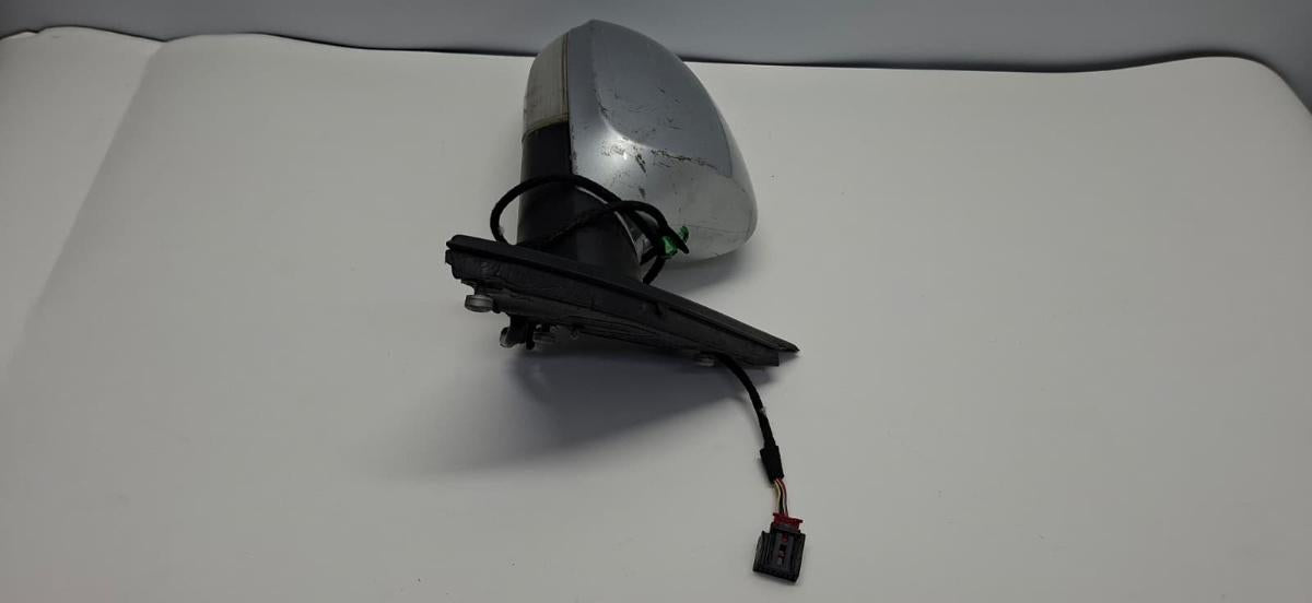 Oglinda dreapta argintie LA7W VOLKSWAGEN PASSAT Variant 3C5 2005 - 2011 3C0857934