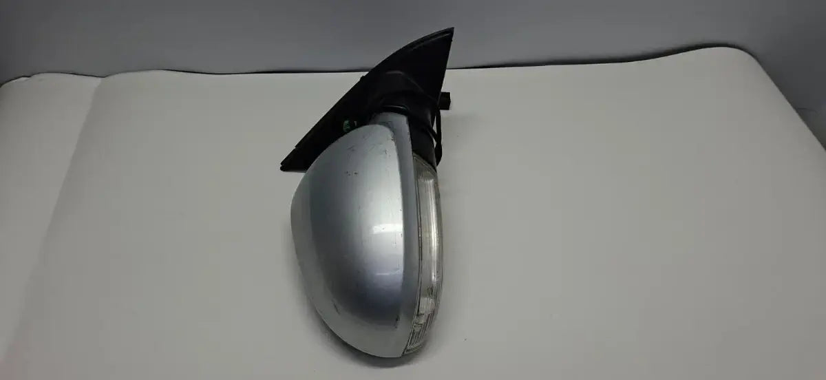 Oglinda dreapta argintie LA7W VOLKSWAGEN PASSAT Variant 3C5 2005 - 2011 3C0857934