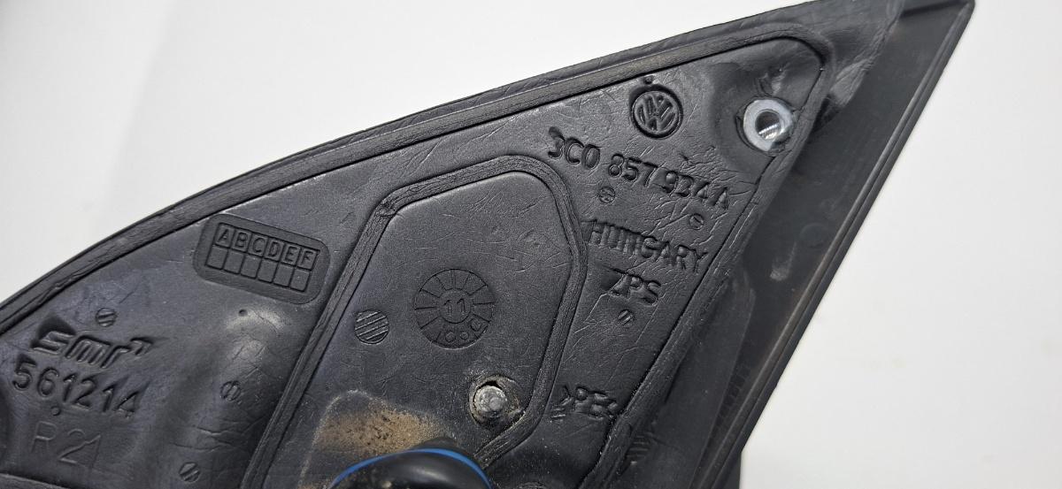 Oglinda dreapta VOLKSWAGEN PASSAT 362 2010 - 2014 2.0 TDI CFFB 3C0857934A
