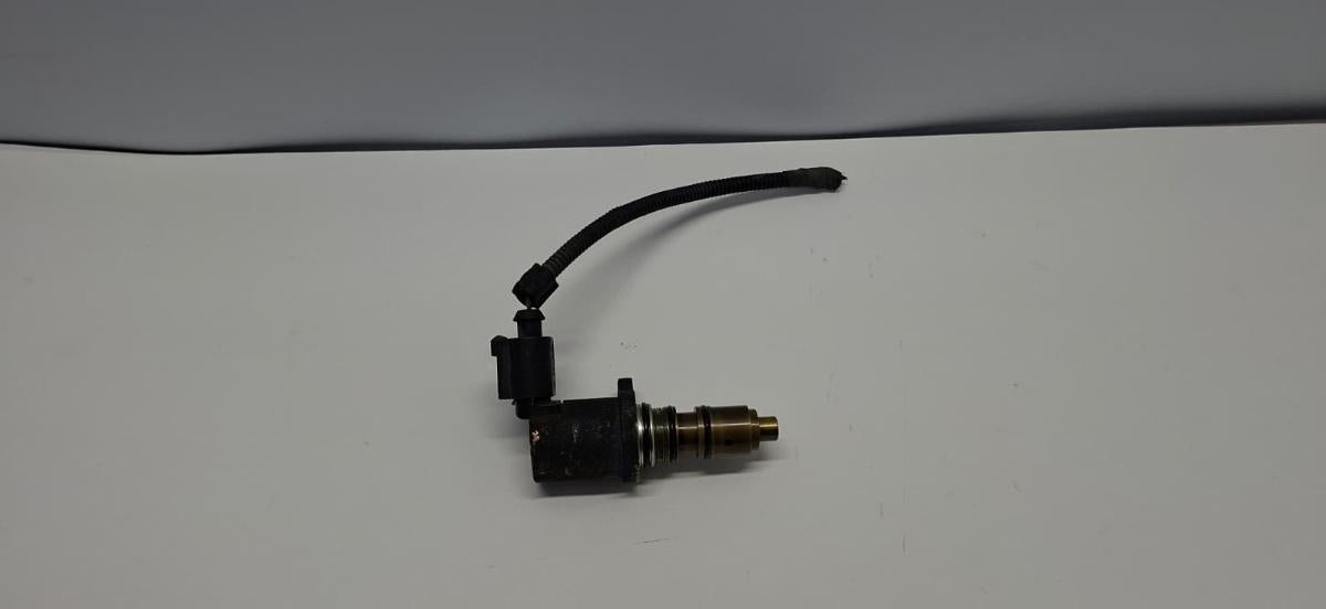 Supapa compresor ac VOLKSWAGEN TOURAN 1T1, 1T2 2003 - 2010 2.0 TDI 16V BKD 1K0820803G