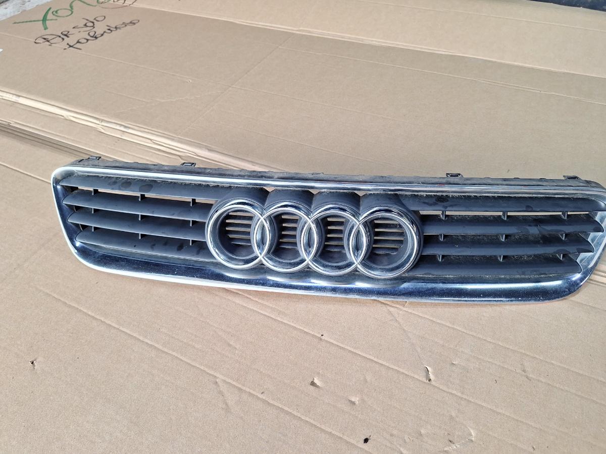 Grila capota AUDI A3 8L1 1996 - 2006 1.9 TDI ASZ 8L0853651A
