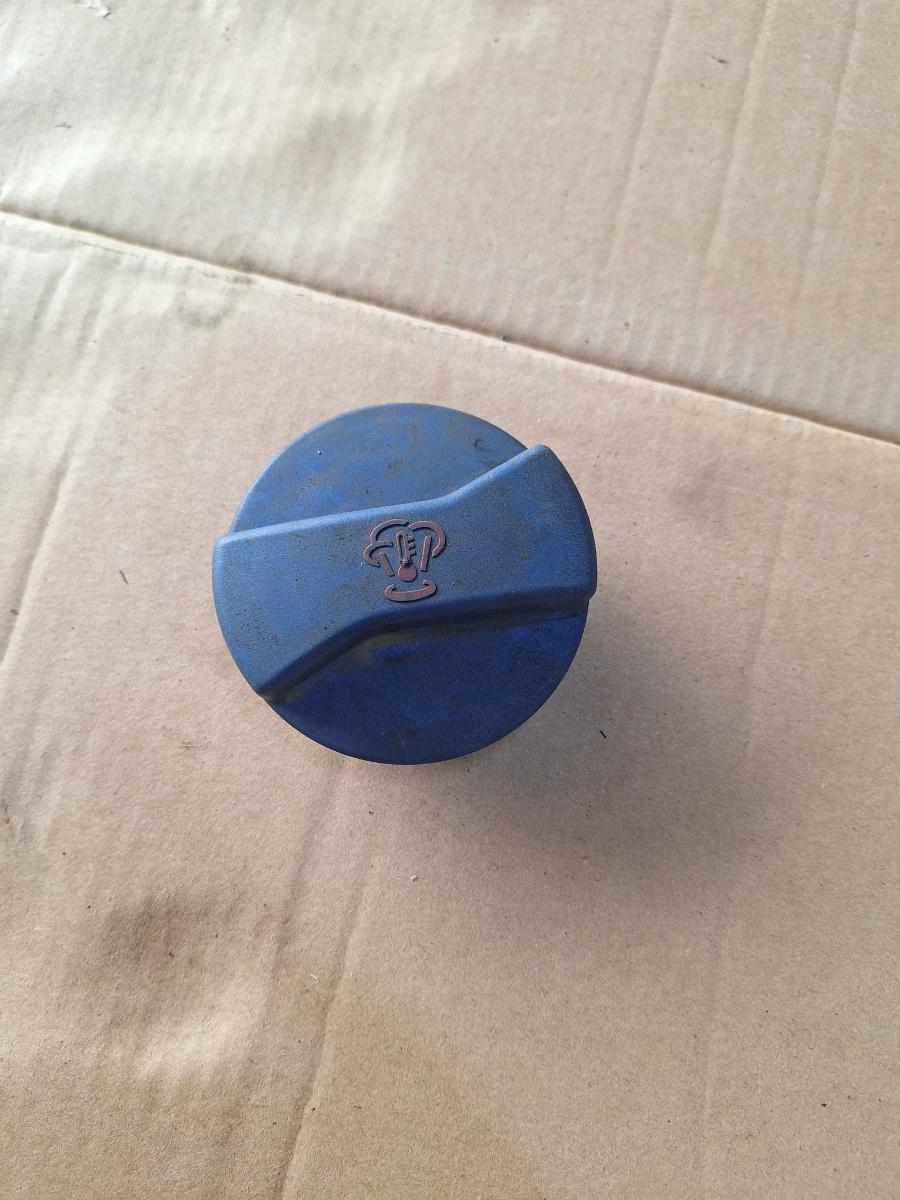 Capac vas/rezervor de expansiune lichid de racire AUDI A3 8L1 1996 - 2006 1.9 TDI ASZ 1J0121321B