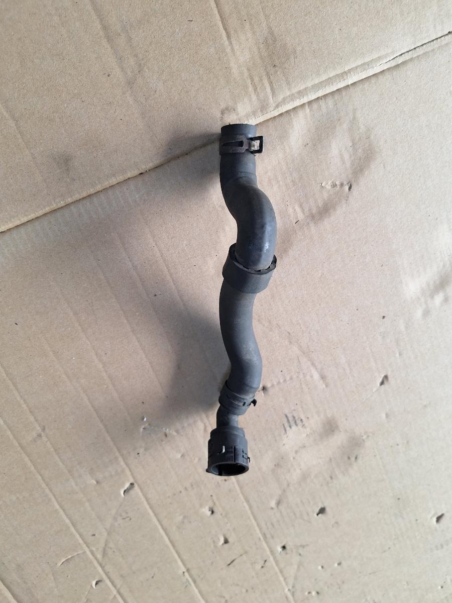Furtun apa AUDI A3 8L1 1996 - 2006 1.9 TDI ASZ 1J0122073A