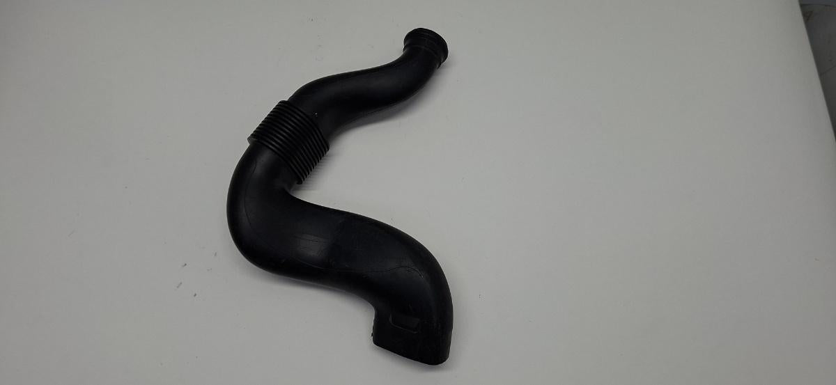 Furtun admisie aer VOLKSWAGEN FOX 5Z1, 5Z3 2003 - 2014 1.2 BMD, CHFB 6Y0129618A