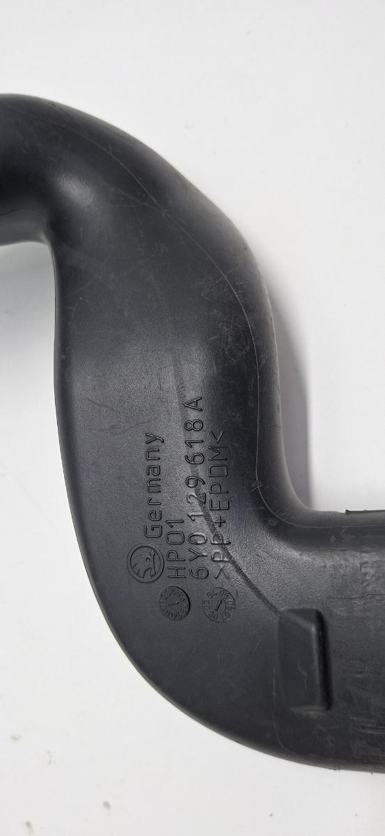Furtun admisie aer VOLKSWAGEN FOX 5Z1, 5Z3 2003 - 2014 1.2 BMD, CHFB 6Y0129618A
