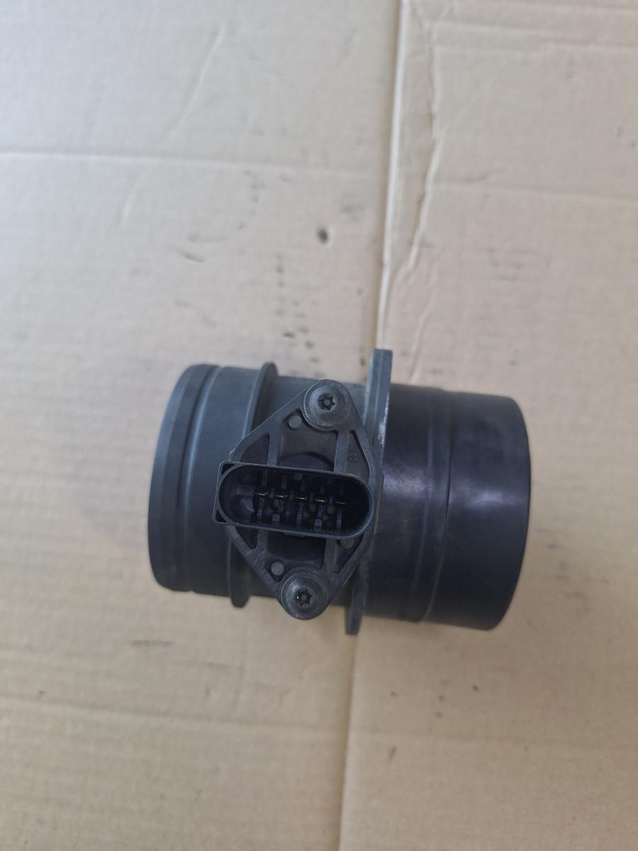 Debitmetru AUDI A3 8L1 1996 - 2006 1.9 TDI ASZ 071906461A