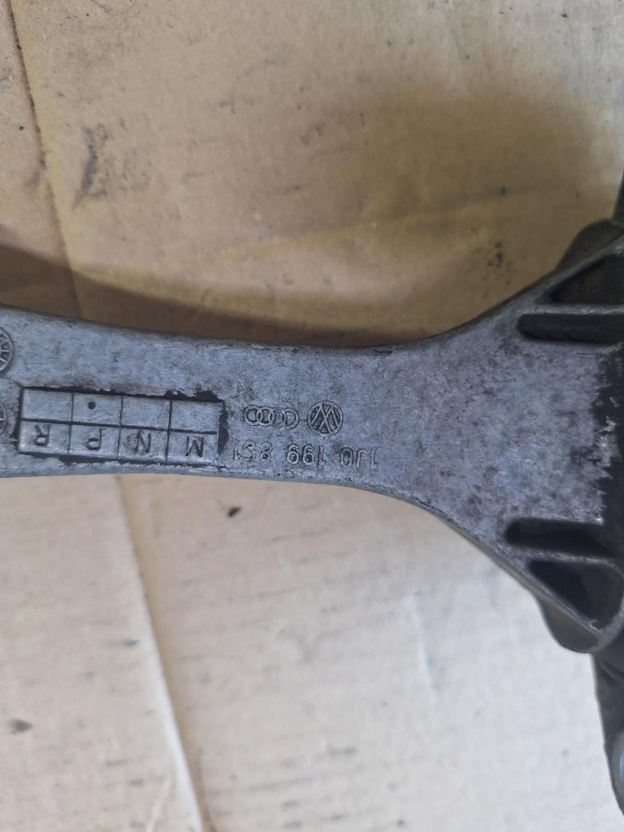 Tampon cutie de viteze AUDI A3 8L1 1996 - 2006 1.9 TDI ASZ 1J0199851P