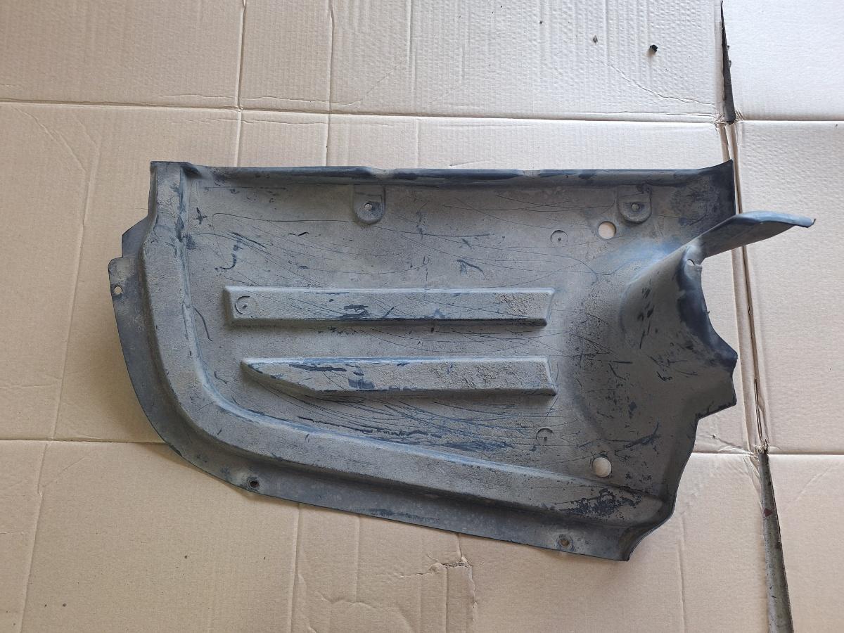 Scut de protectie sub caroserie spate VOLKSWAGEN PASSAT 365 2010 - 2014 2.0 TDi BlueMotion CFFB 3AA825213C