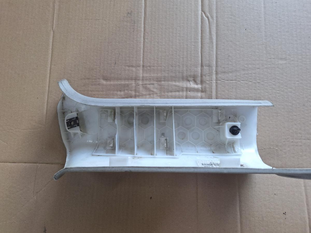 Ornamente stalp (C) stanga VOLKSWAGEN PASSAT 365 2010 - 2014 2.0 TDi BlueMotion CFFB 3C9867241D
