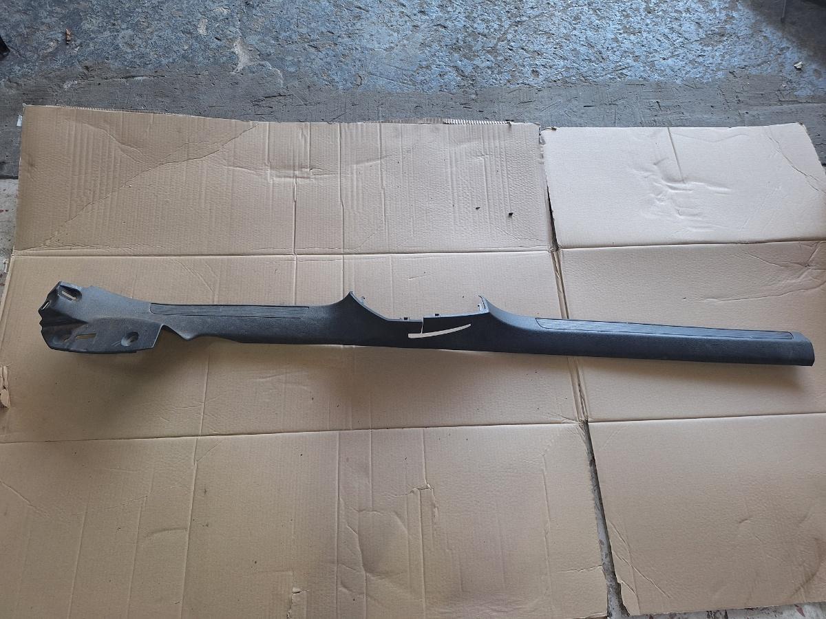 Ornamente prag VOLKSWAGEN PASSAT 365 2010 - 2014 2.0 TDi BlueMotion CFFB 3C0853369B