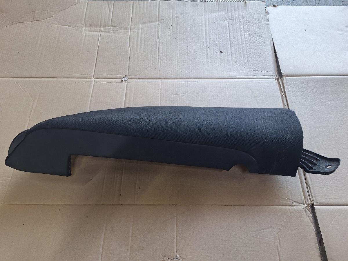 Ornament inferior lateral bancheta spate stanga VOLKSWAGEN PASSAT 365 2010 - 2014 2.0 TDi BlueMotion CFFB 3AA885701J