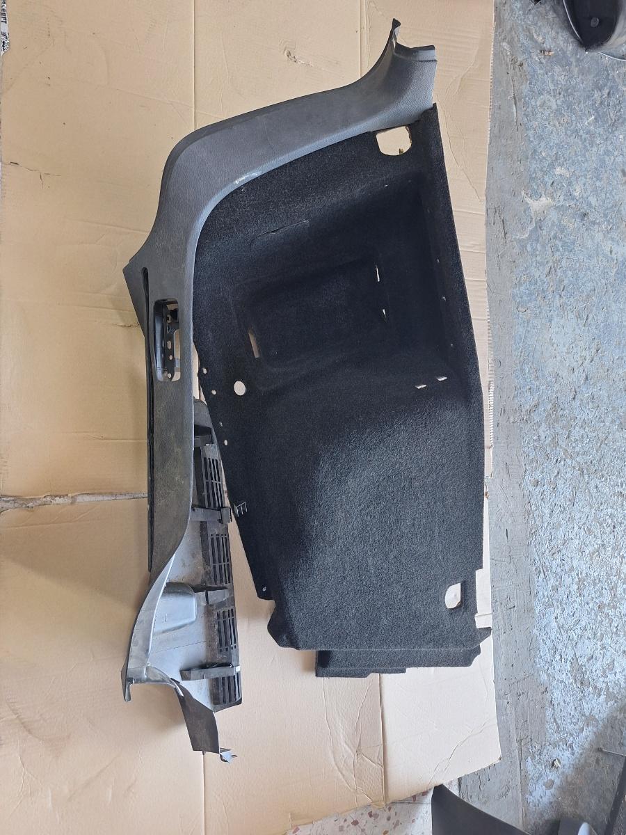 Ornament lateral hayon/portbagaj VOLKSWAGEN PASSAT 365 2010 - 2014 2.0 TDi BlueMotion CFFB 3AF867428AP