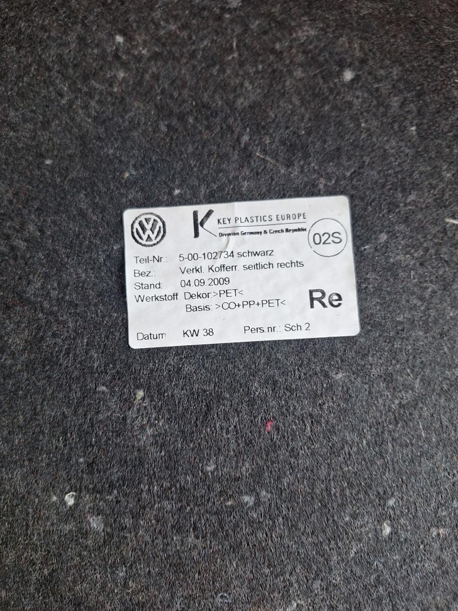 Ornament lateral hayon/portbagaj VOLKSWAGEN PASSAT 365 2010 - 2014 2.0 TDi BlueMotion CFFB 3AF867428AP