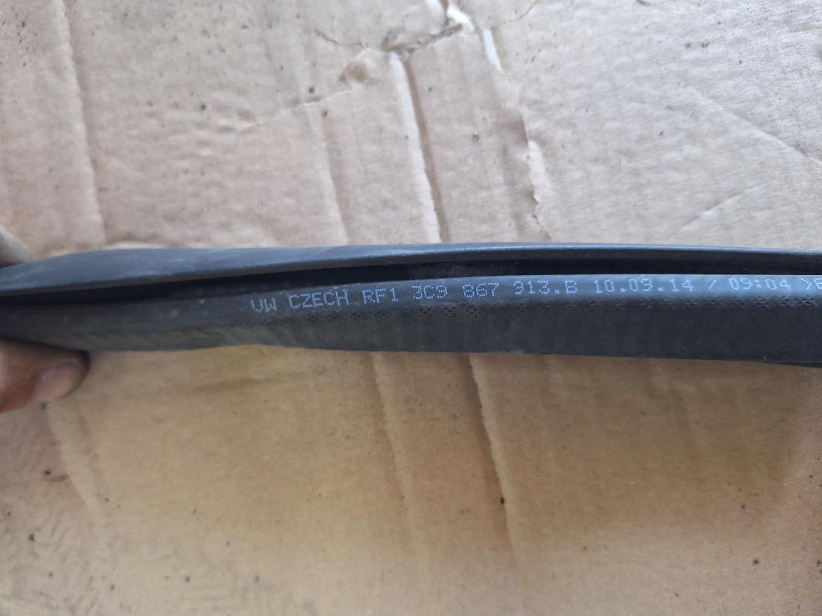 Cheder portiera stanga spate VOLKSWAGEN PASSAT 365 2010 - 2014 2.0 TDi BlueMotion CFFB 3C9867913B