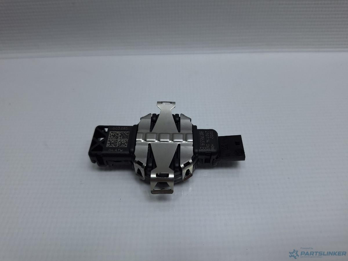 Senzor de ploaie AUDI A4 IV Avant 8K5, B8 2007 - 2015 2.0 TDI CJCD, CMFB, CSUA 8U0955559B