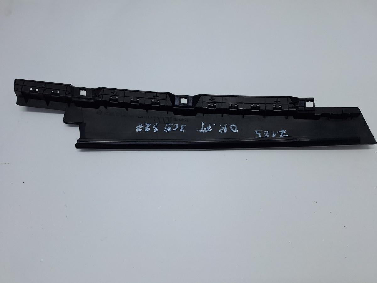 Ornament usa dreapta fata VOLKSWAGEN PASSAT Variant 3G5 2014 -> 3G0837902M