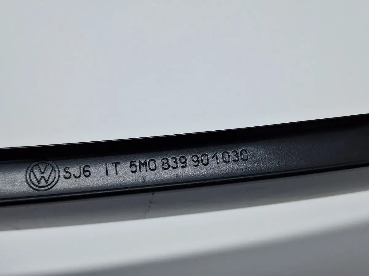 Ornament usa stanga spate VOLKSWAGEN GOLF PLUS 5M1, 521 2004 - 2013 2.0 TDI BMM 5M0839901