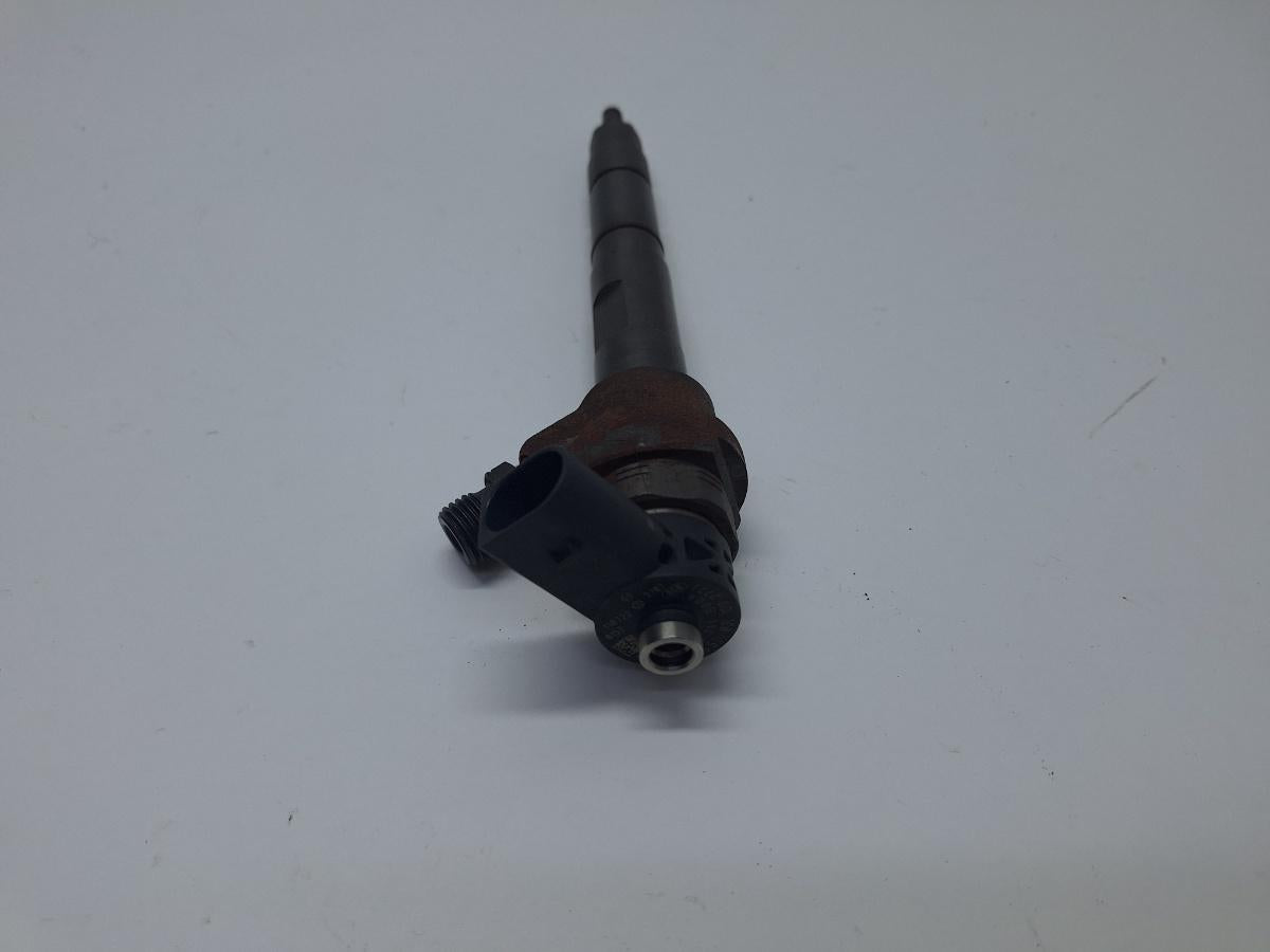 Injector combustibil VOLKSWAGEN TIGUAN 5N_ 2007 -> 2.0 TDI CBAB, CFFB 03L130277J