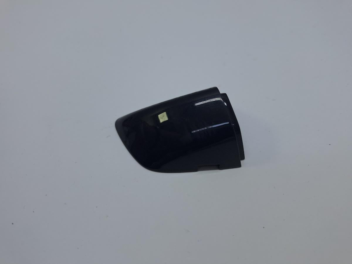 Capac maner portiera spate dreapta VOLKSWAGEN GOLF VI 5K1 2008 - 2013 2.0 TDI CBDC, CLCA 1K8837880