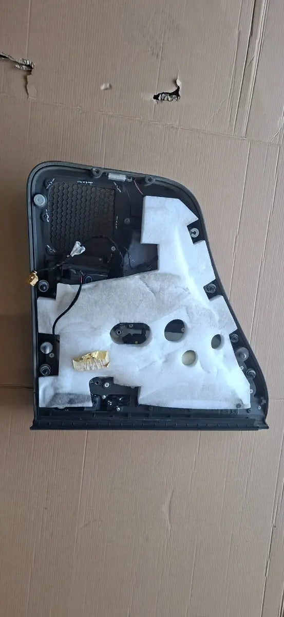 Tapiterie panou portiera dreapta spate VOLKSWAGEN TOUAREG 7LA, 7L6, 7L7 2002 - 2013 3.0 V6 TDI BKS, CATA 7L6867212