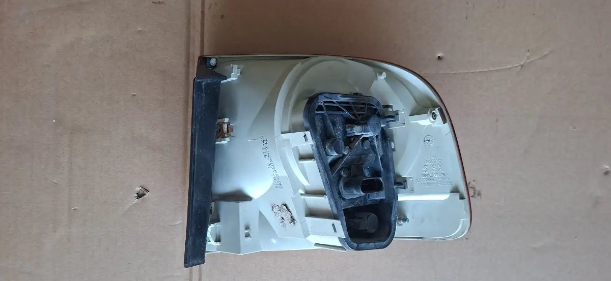 Stop stanga spate VOLKSWAGEN TOUAREG 7LA, 7L6, 7L7 2002 - 2013 3.0 V6 TDI BKS, CATA 7L6945095K
